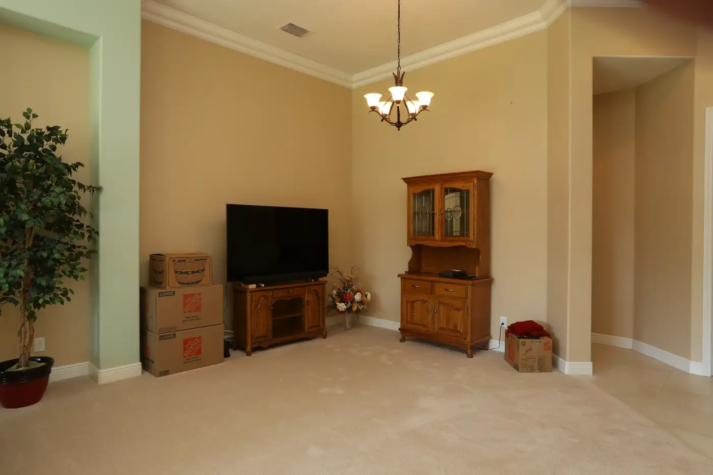 Original living room photo before imaging